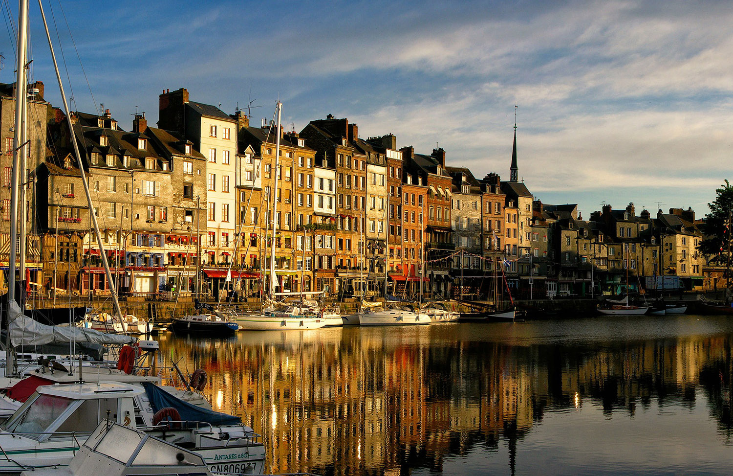 Visit Honfleur, medieval and impressionist town in Normandy
